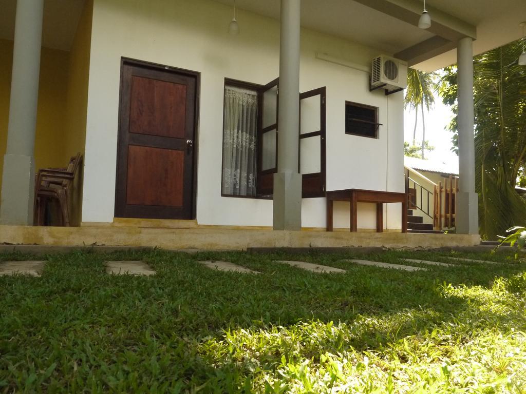Traveller'S Home Hotel Tissamaharama Exteriér fotografie