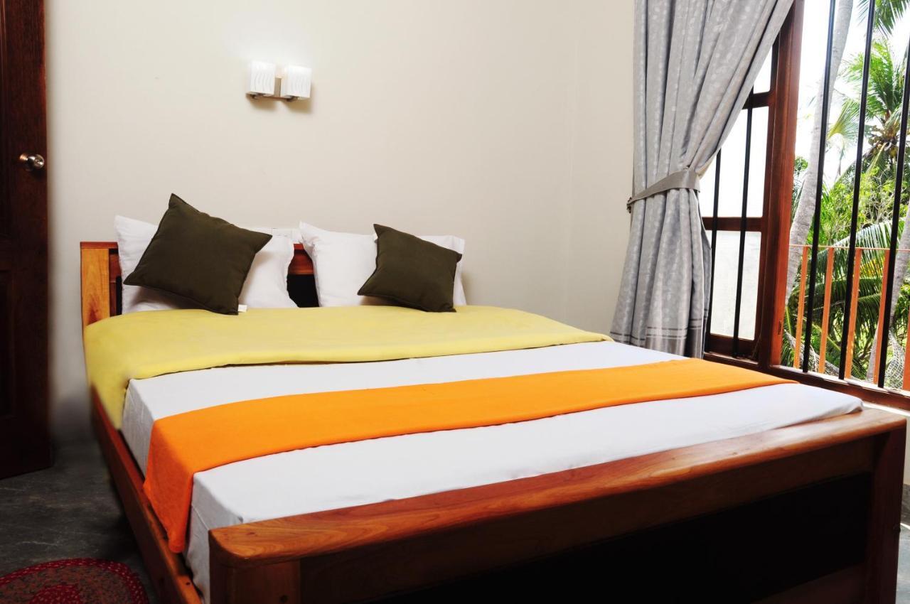 Traveller'S Home Hotel Tissamaharama Pokoj fotografie